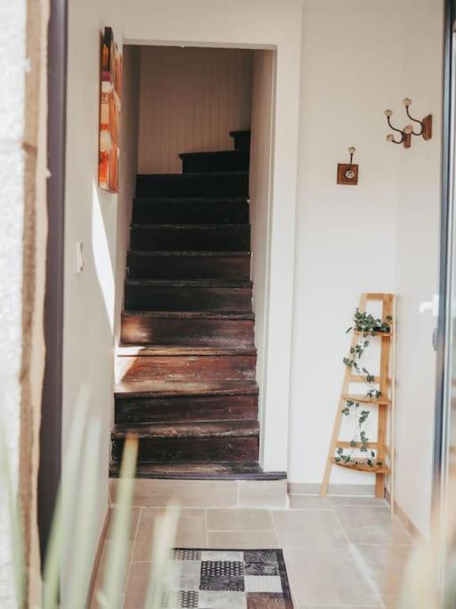 Appartement Avec Patio Saint Anne-dʼAuray Esterno foto
