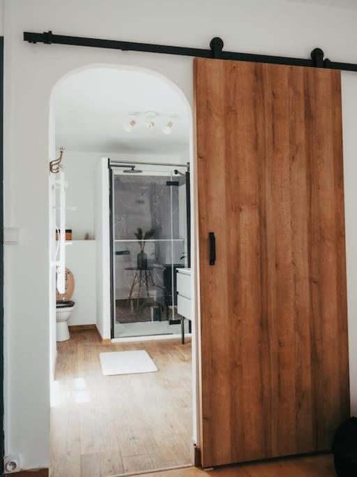Appartement Avec Patio Saint Anne-dʼAuray Esterno foto