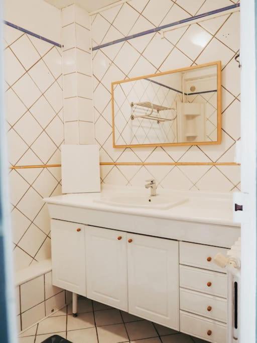 Appartement Avec Patio Saint Anne-dʼAuray Esterno foto